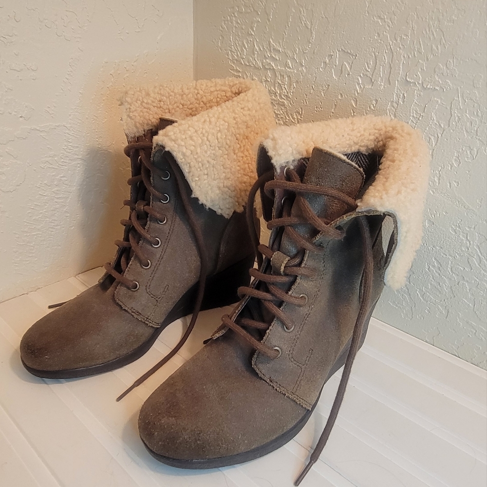 UGG fur boots